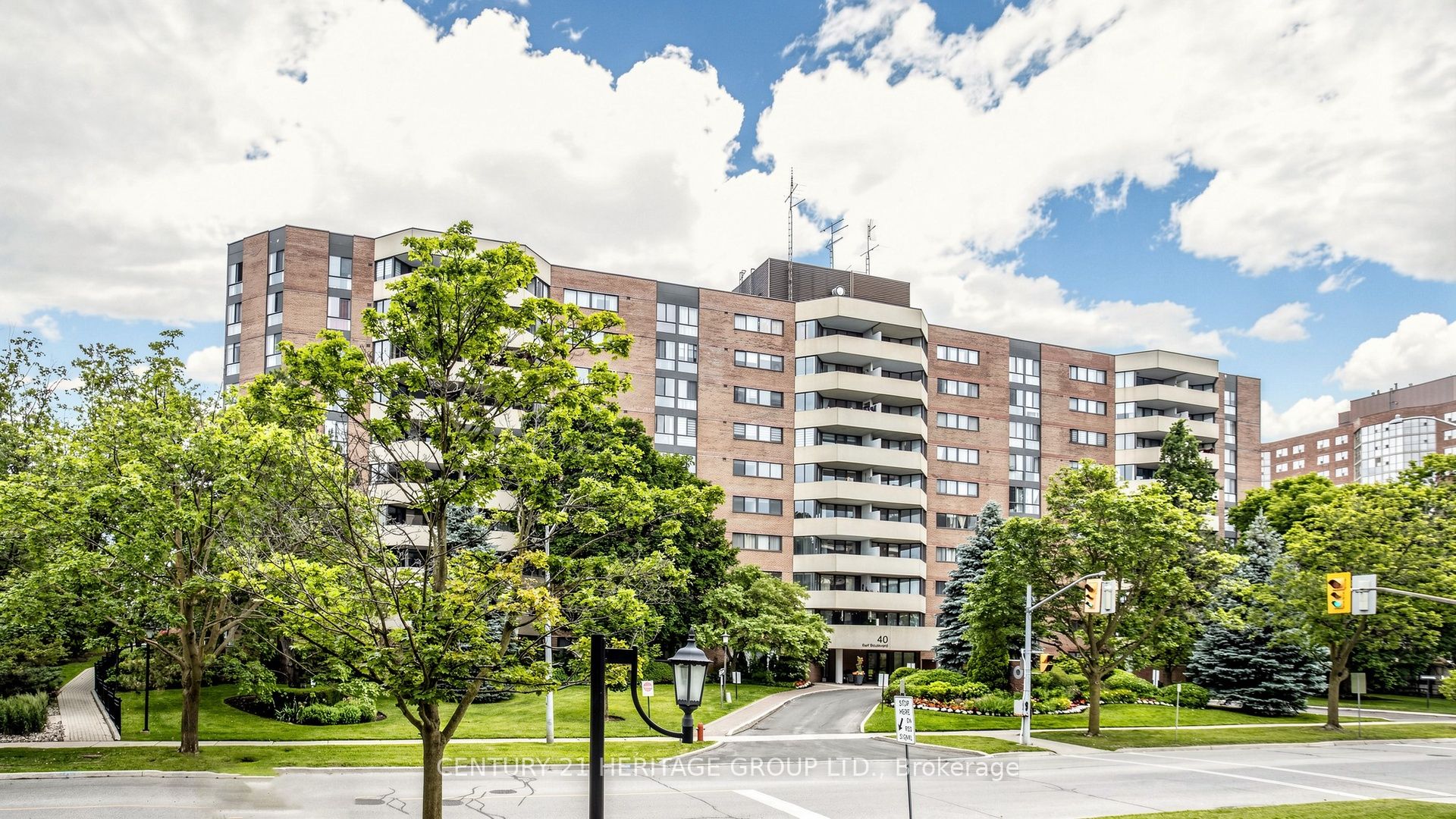 406-40 Baif Boulevard, Richmond Hill, ON, L4C 5M9