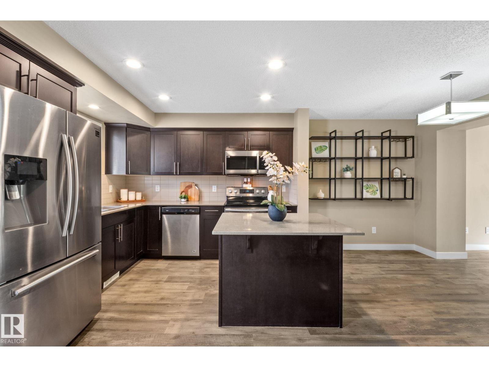 12809 203a Street NW, Edmonton, AB, T5S0M6