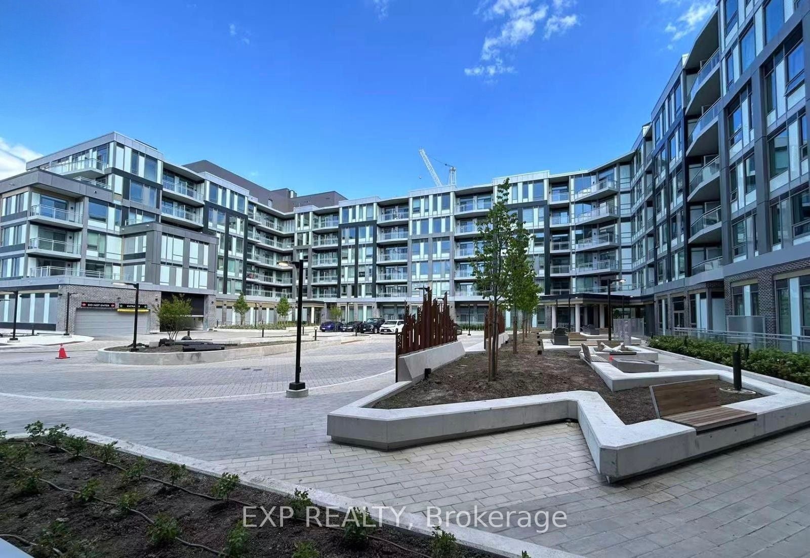 121-2501 Saw Whet Boulevard, Oakville, ON, L6M 5N2