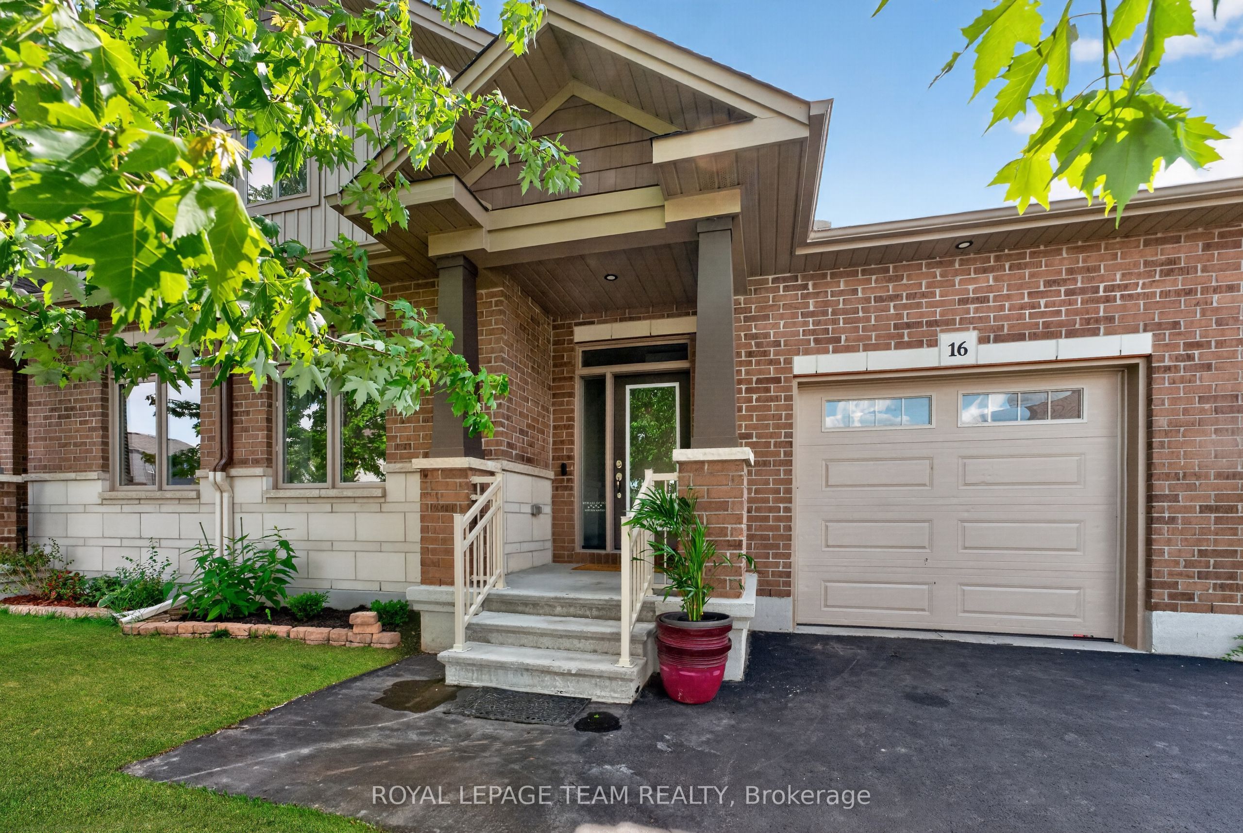 16 Matthews Street, Carleton Place, ON, K7C 0E7