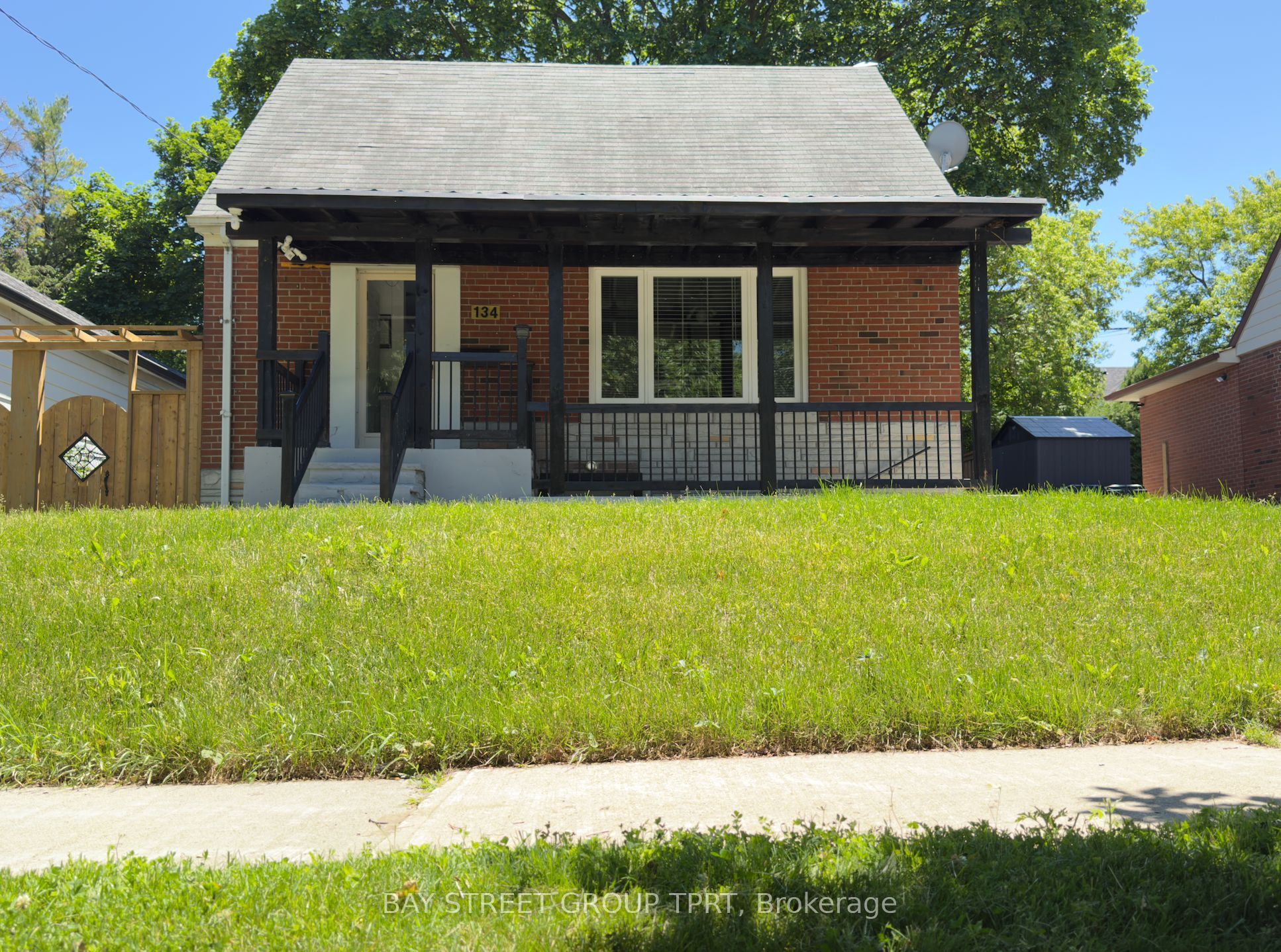 134 Clearbrooke Circle, Toronto, ON, M9W 2G1
