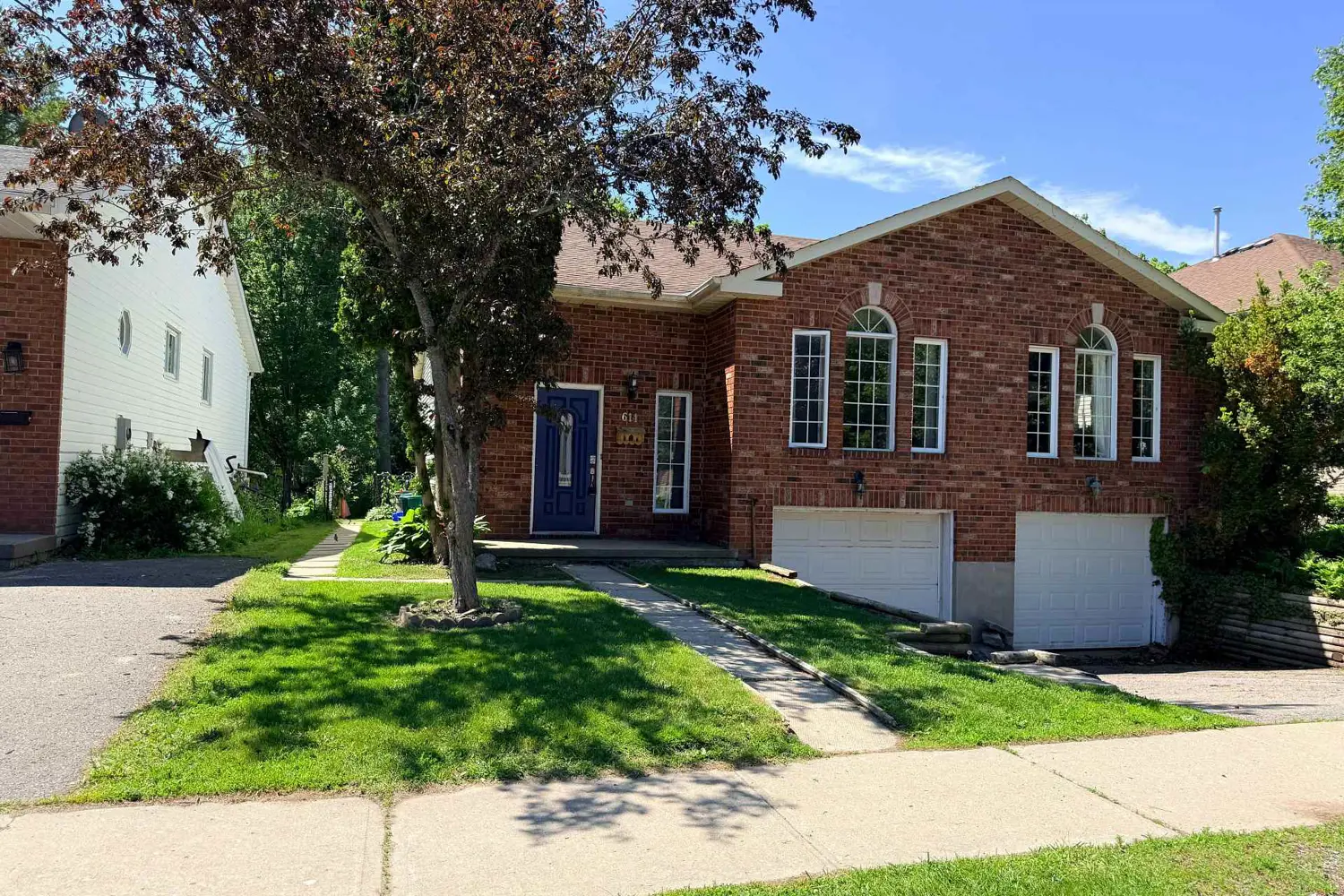 614 Barnsley Crescent