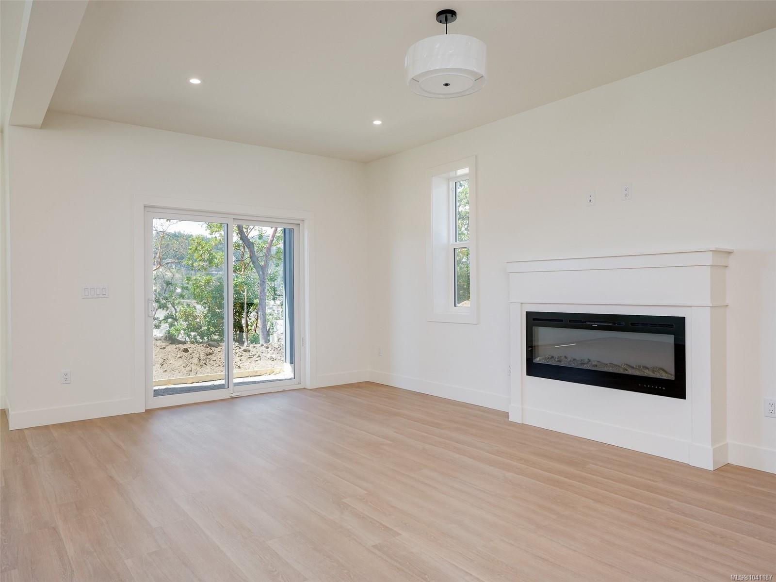 671 Madrona Place, Langford, BC, V9B 6C6 photo 5