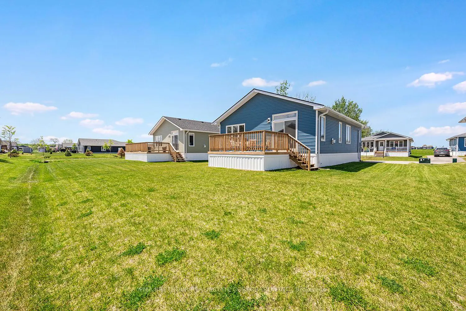 20 Bluffs View Boulevard