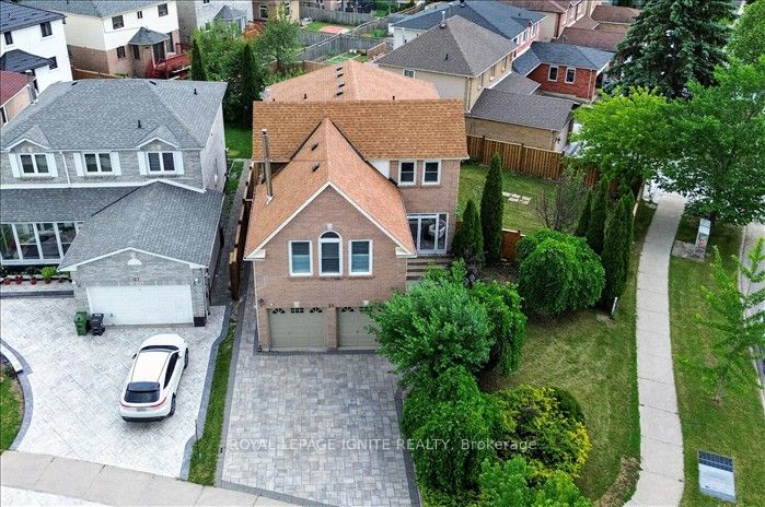 25 Valley Centre Drive, Toronto, ON, M1X 1K9 photo 3