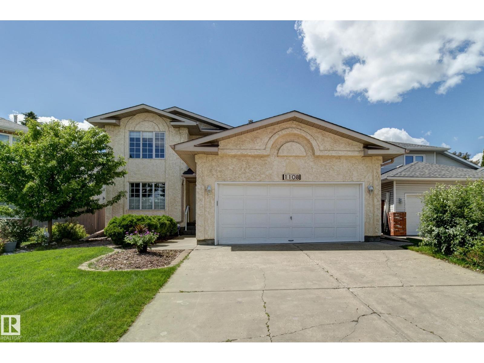 1108 112a Street NW, Edmonton, AB, T6J6S1