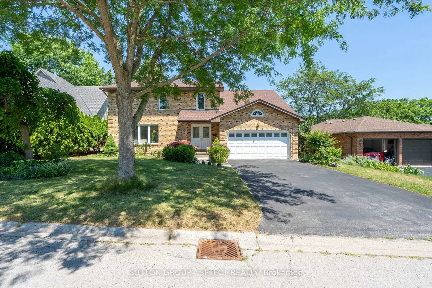 9 Ullswater Crescent