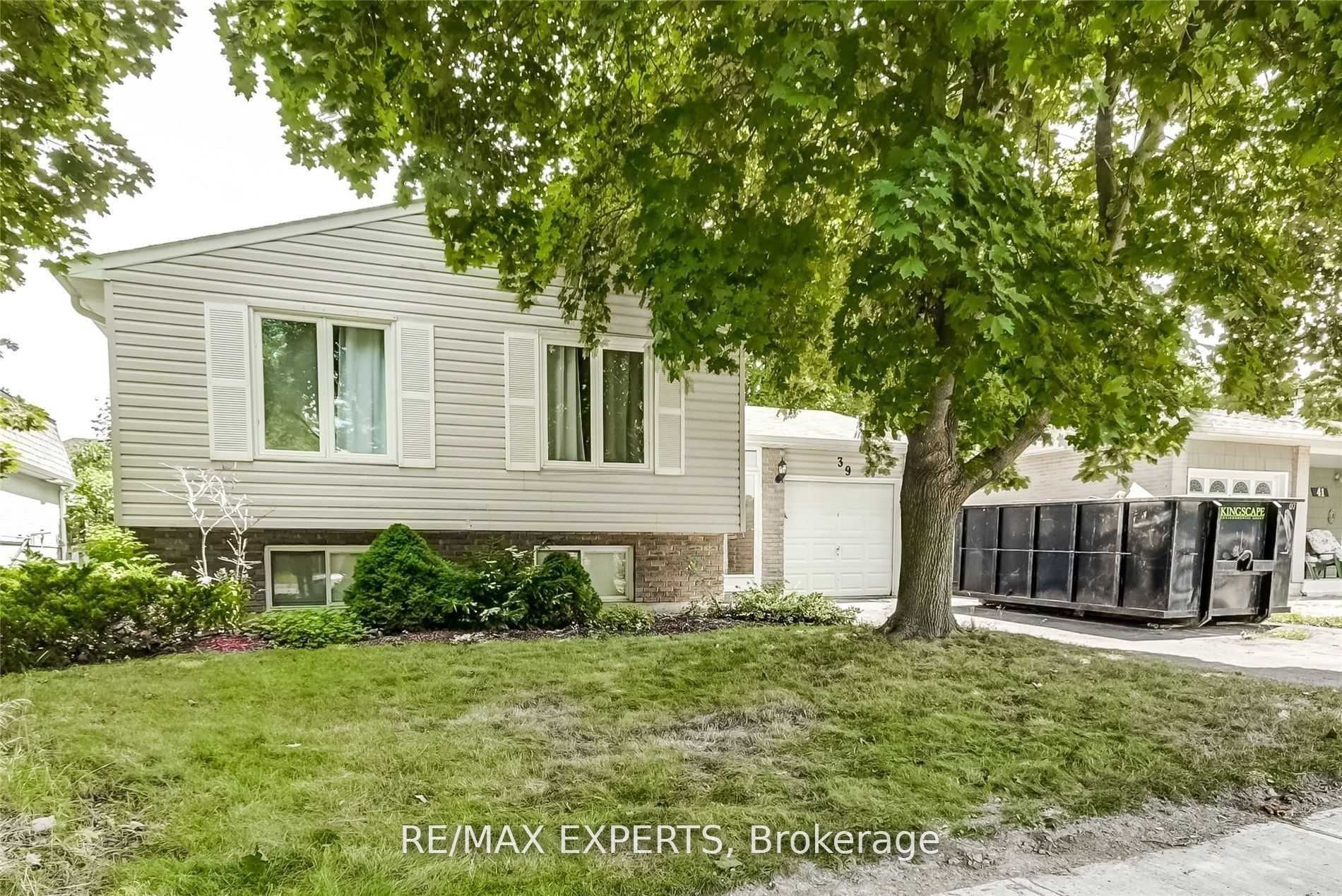 Lower-39 The Boulevard, New Tecumseth, ON, L0G 1W0