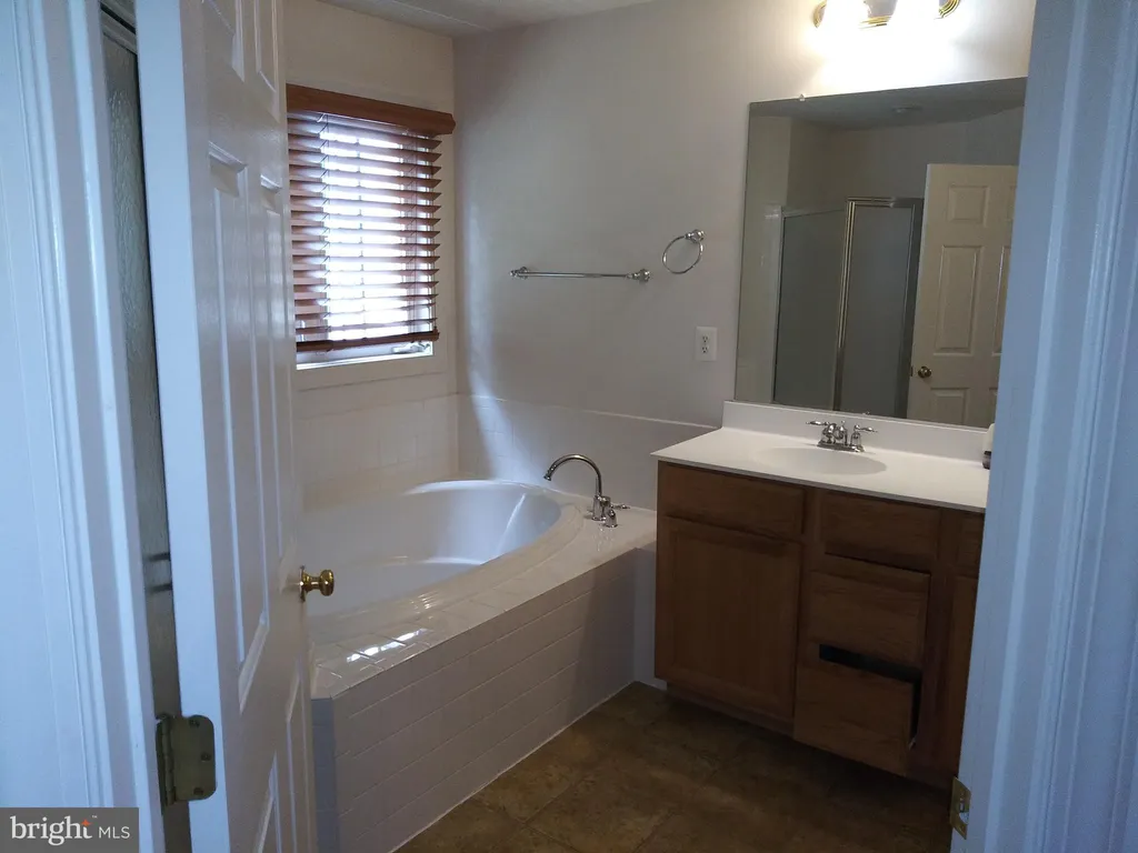 7232 Fair Oak Drive, Hanover, MD 21076 photo 5
