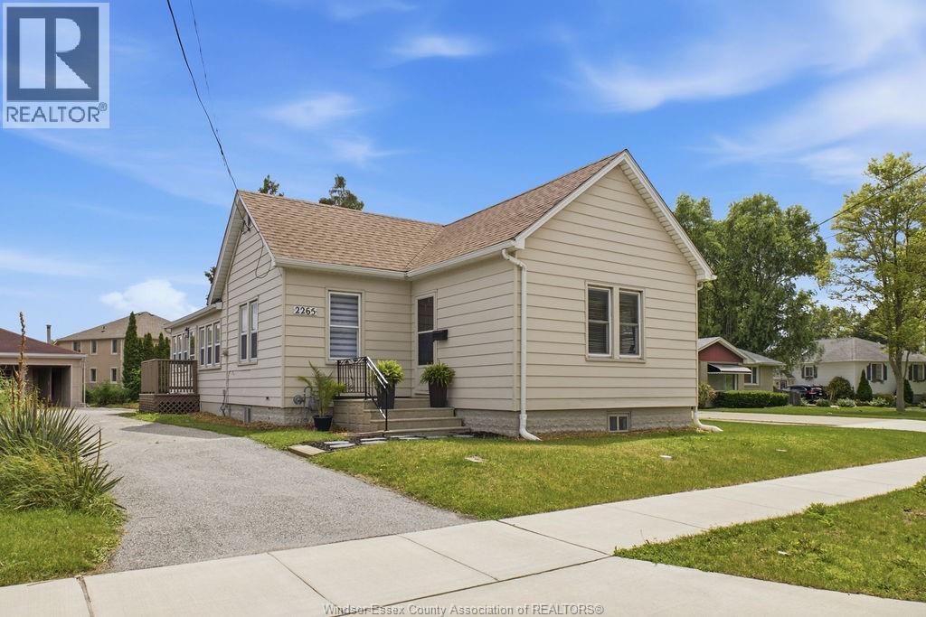 2265 Cabana , Windsor, ON, N9E3K1