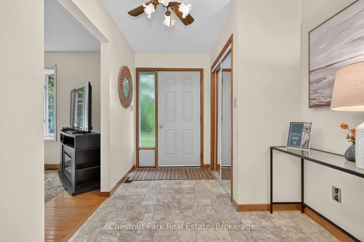 41 Hawthorn Lane photo 4