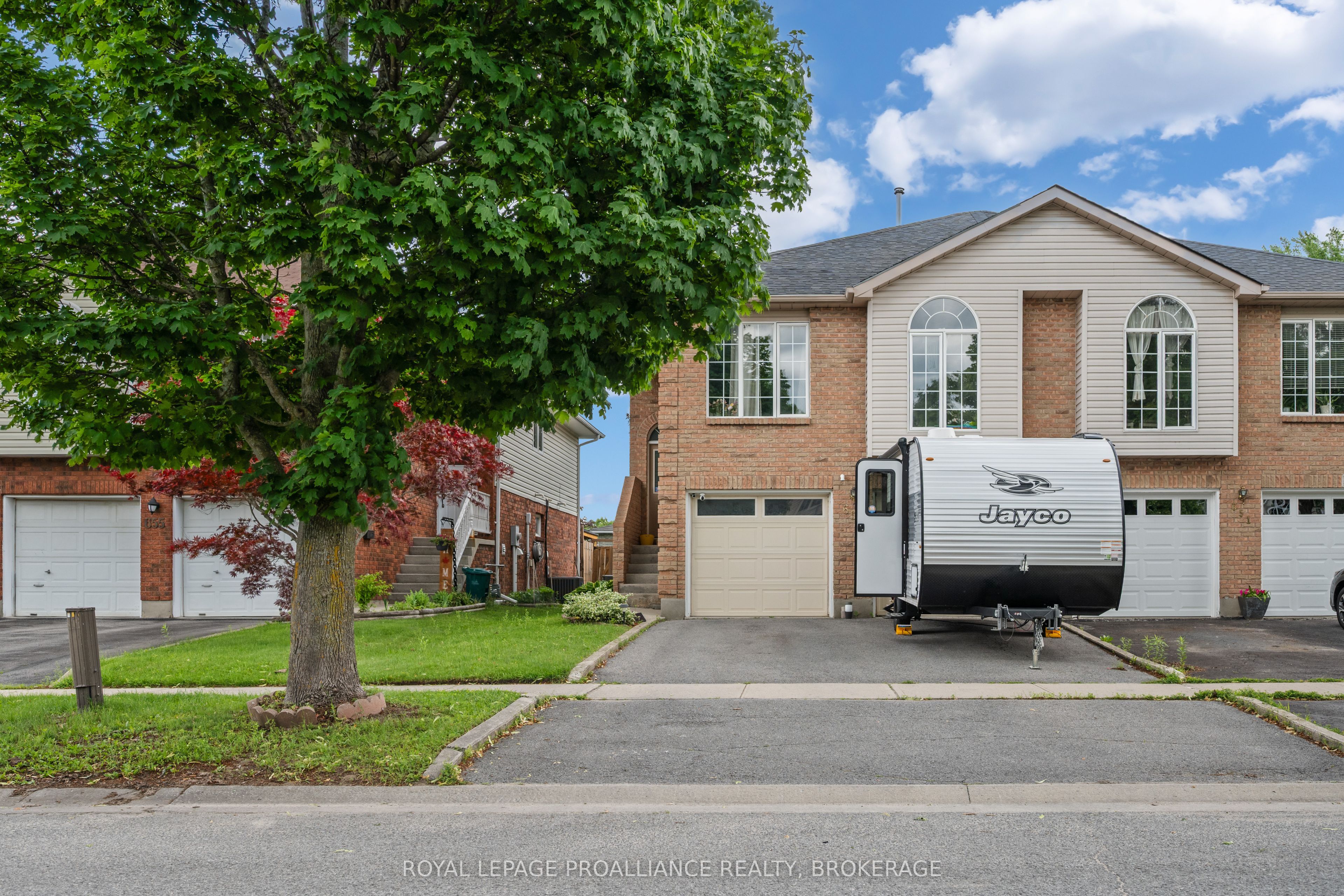 653 Barnsley Crescent, Kingston, ON, K7M 8X4 photo 3