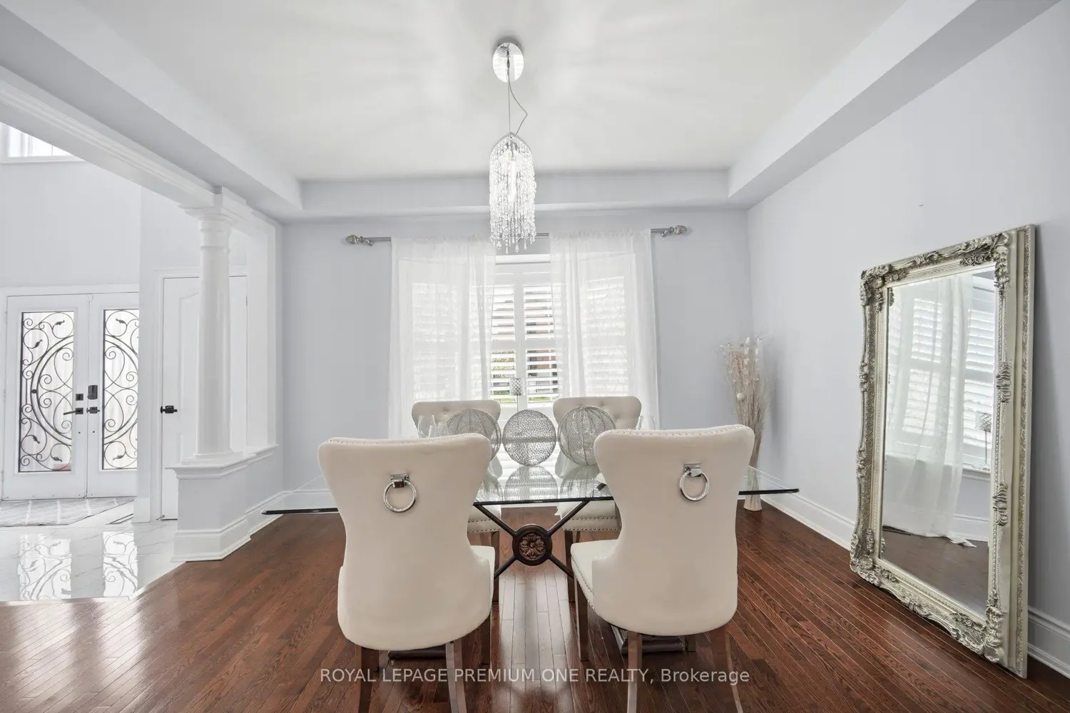 95 Retreat Boulevard photo 3