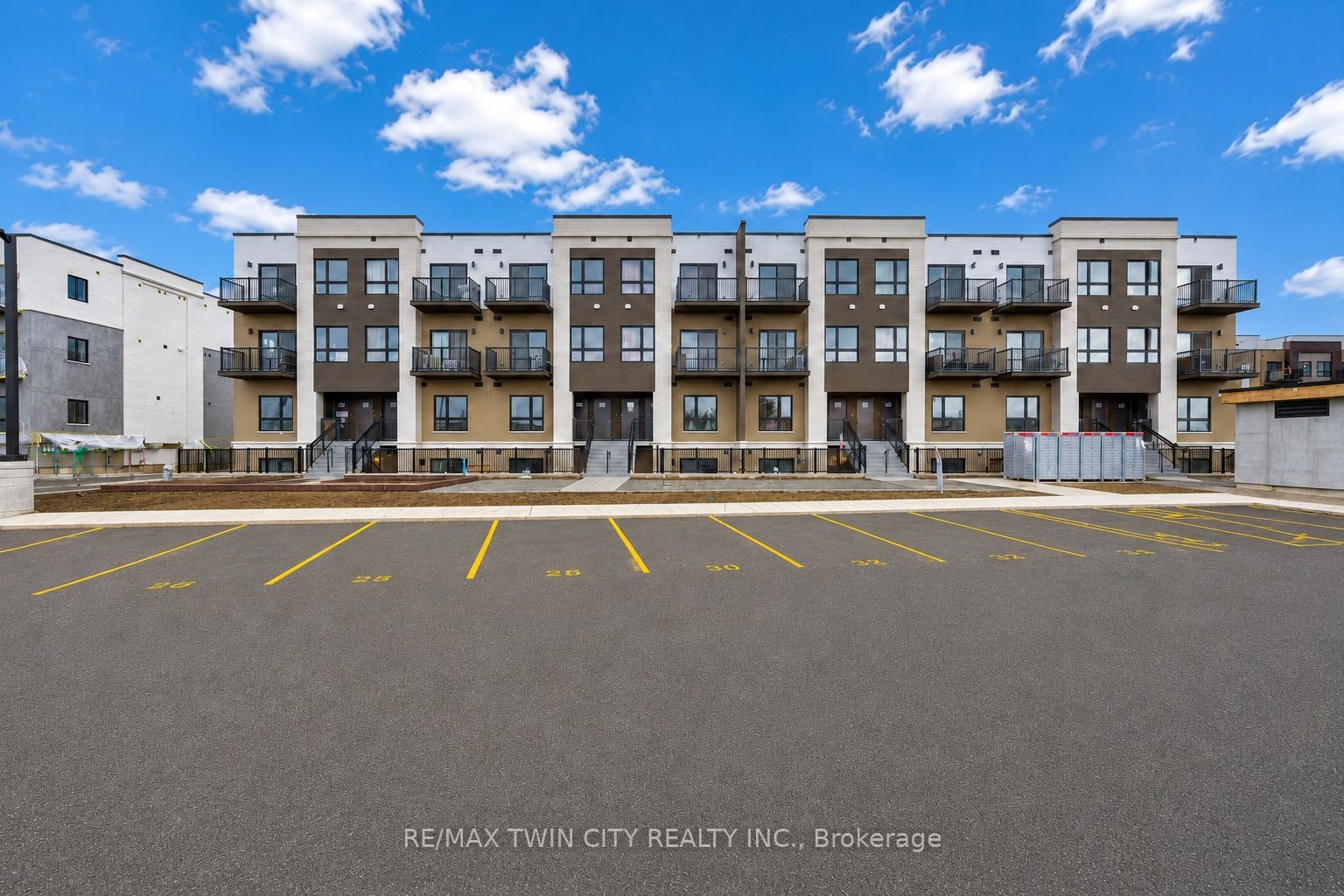 Q24-25 Palace Street, Kitchener, ON, N2E 3M6