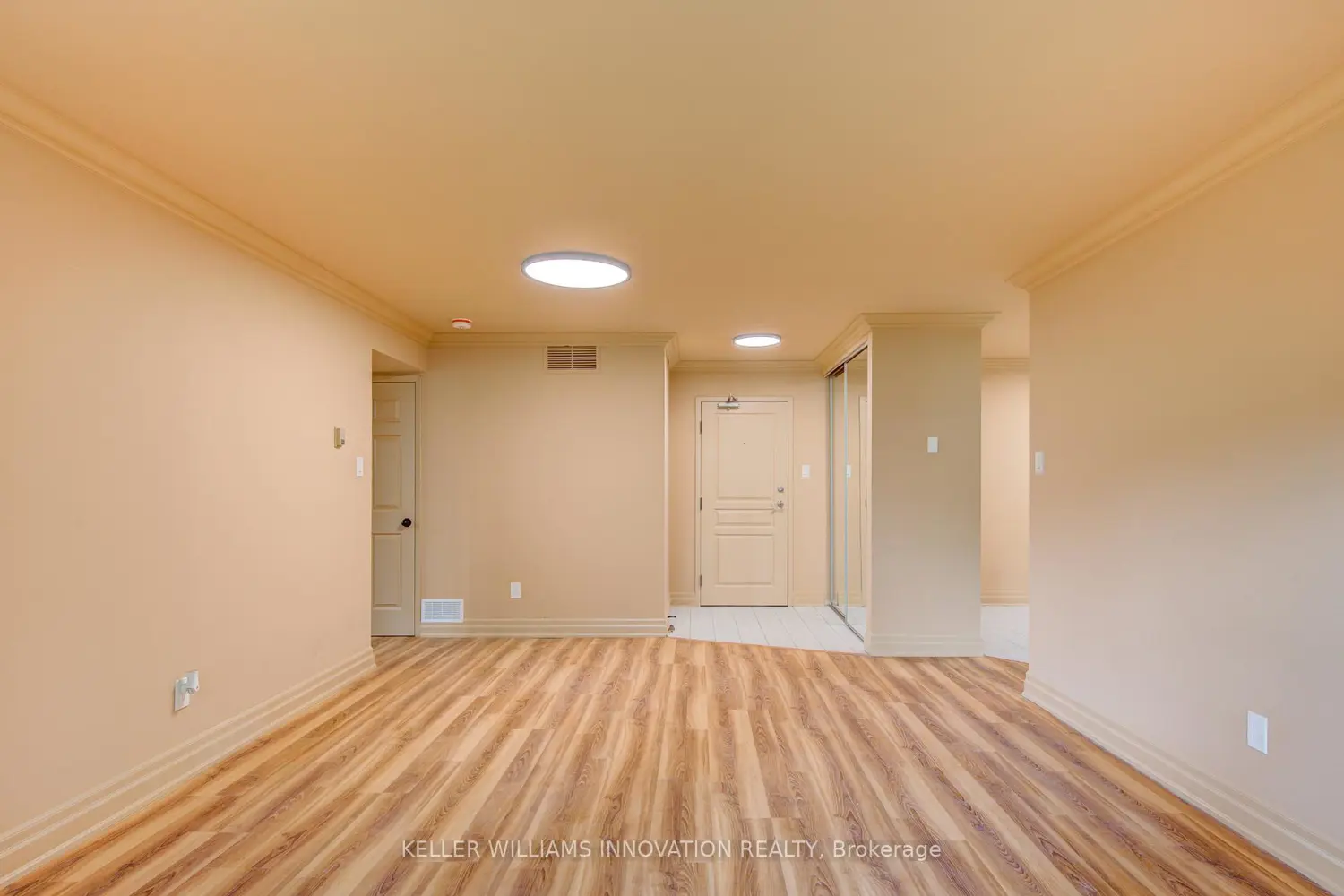 1275 Bentley Drive 106