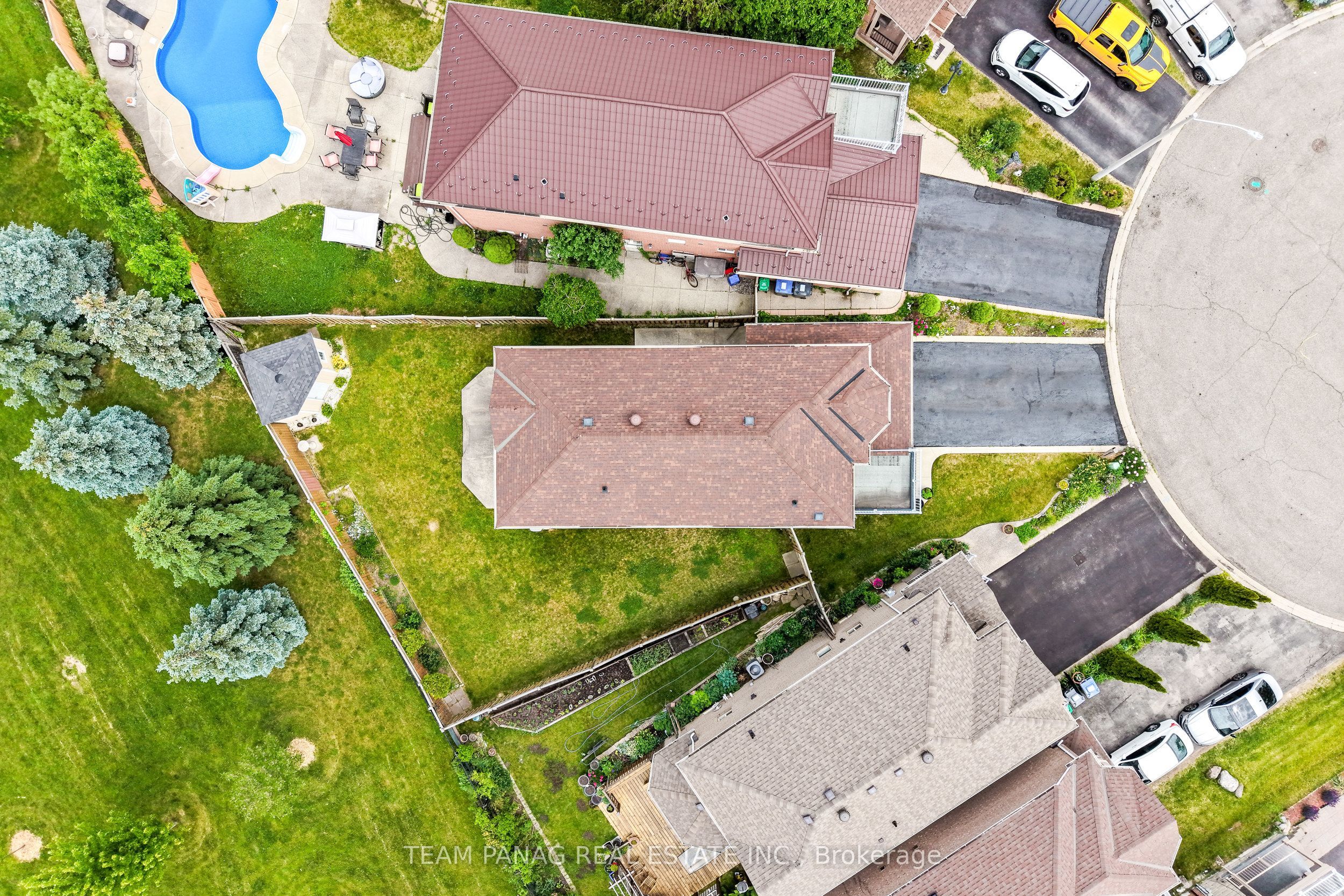 12 Stirrup Court, Brampton, ON, L6X 4Y1