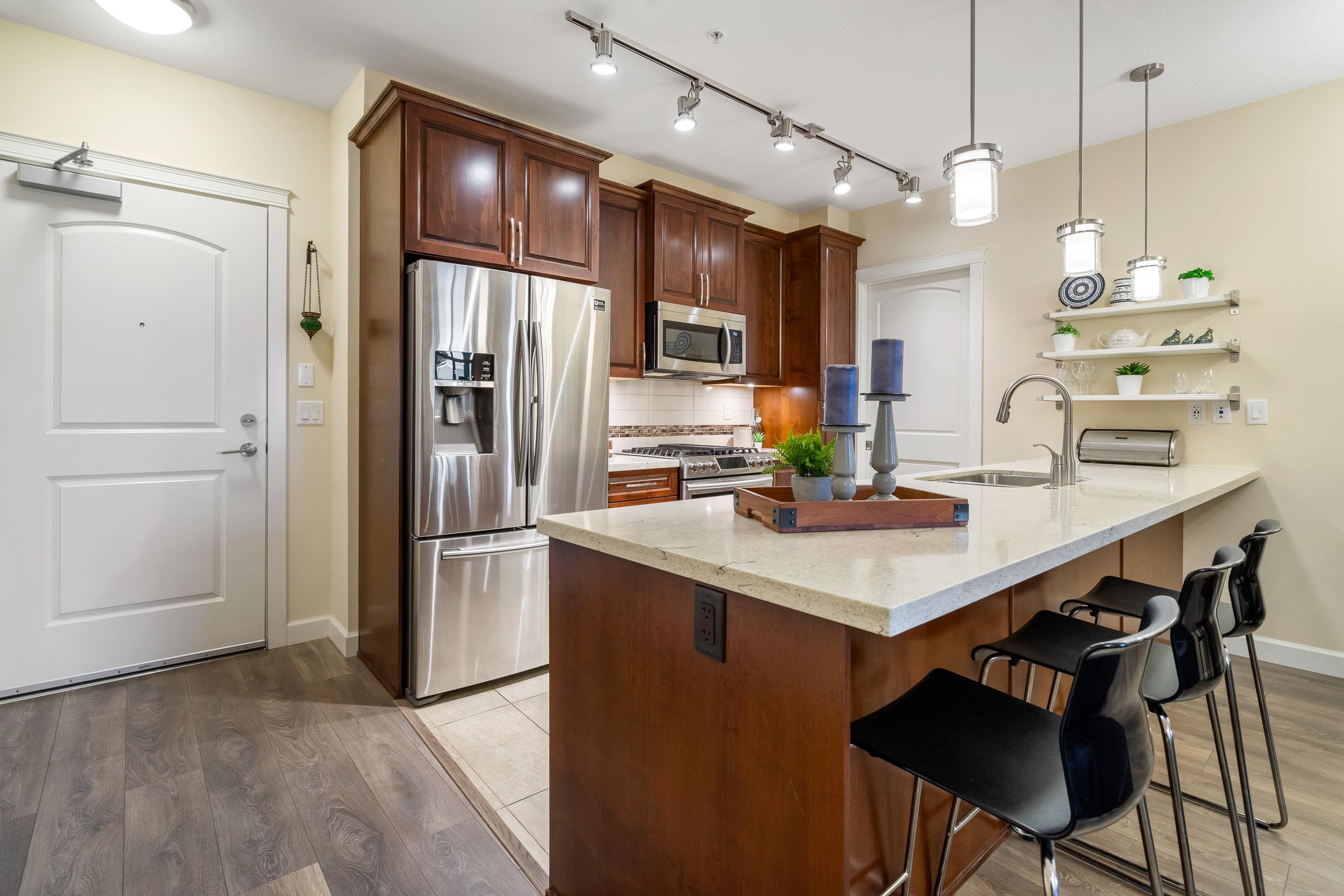 A512-20716 Willoughby Town Centre Drive, Langley, BC, V2Y 3J7 photo 4