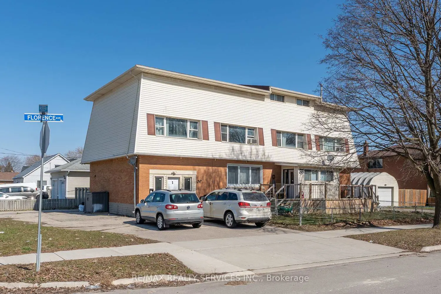 72 Florence Avenue photo 3