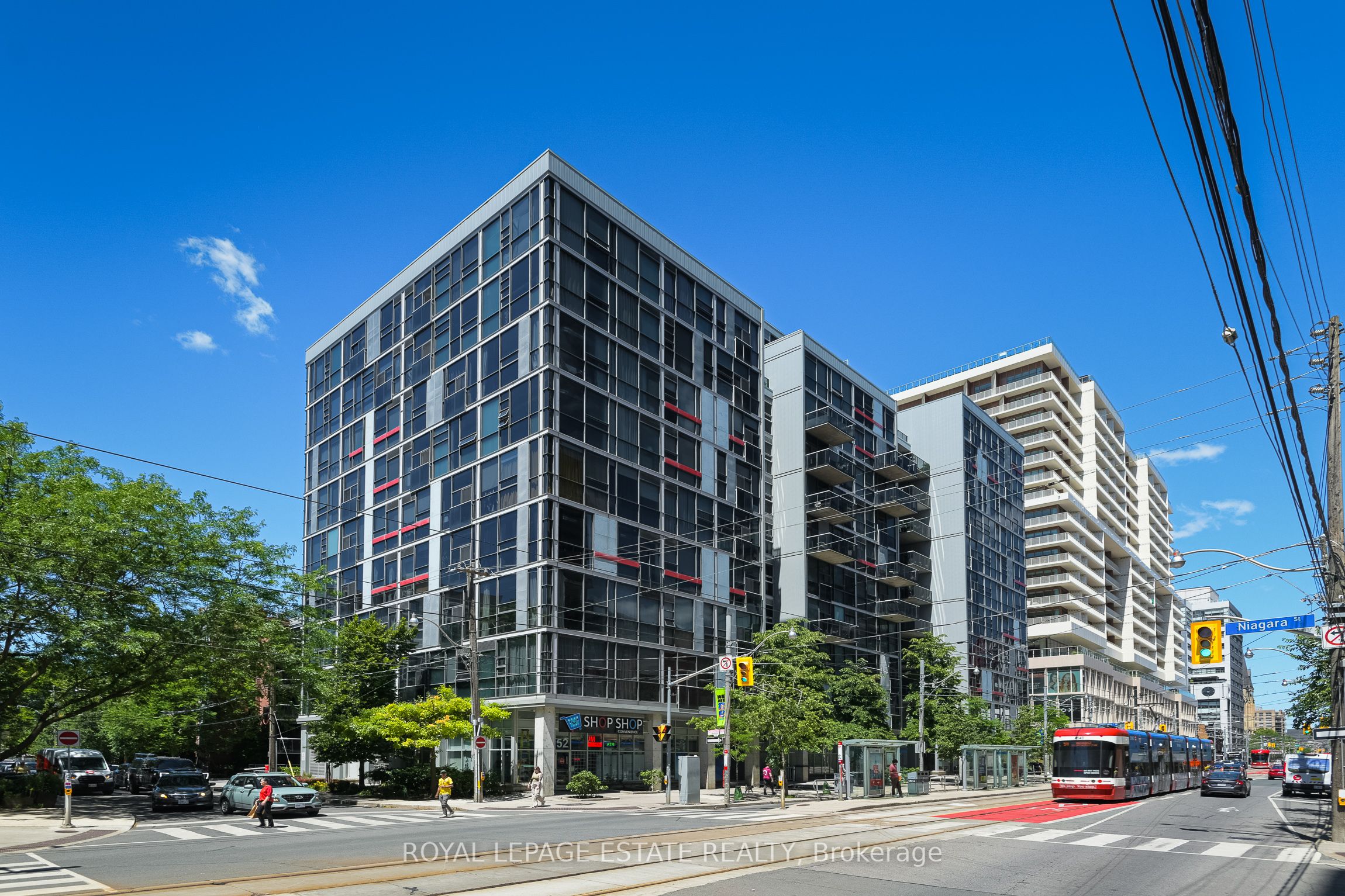 1002-60 Bathurst Street, Toronto, ON, M5V 2P4