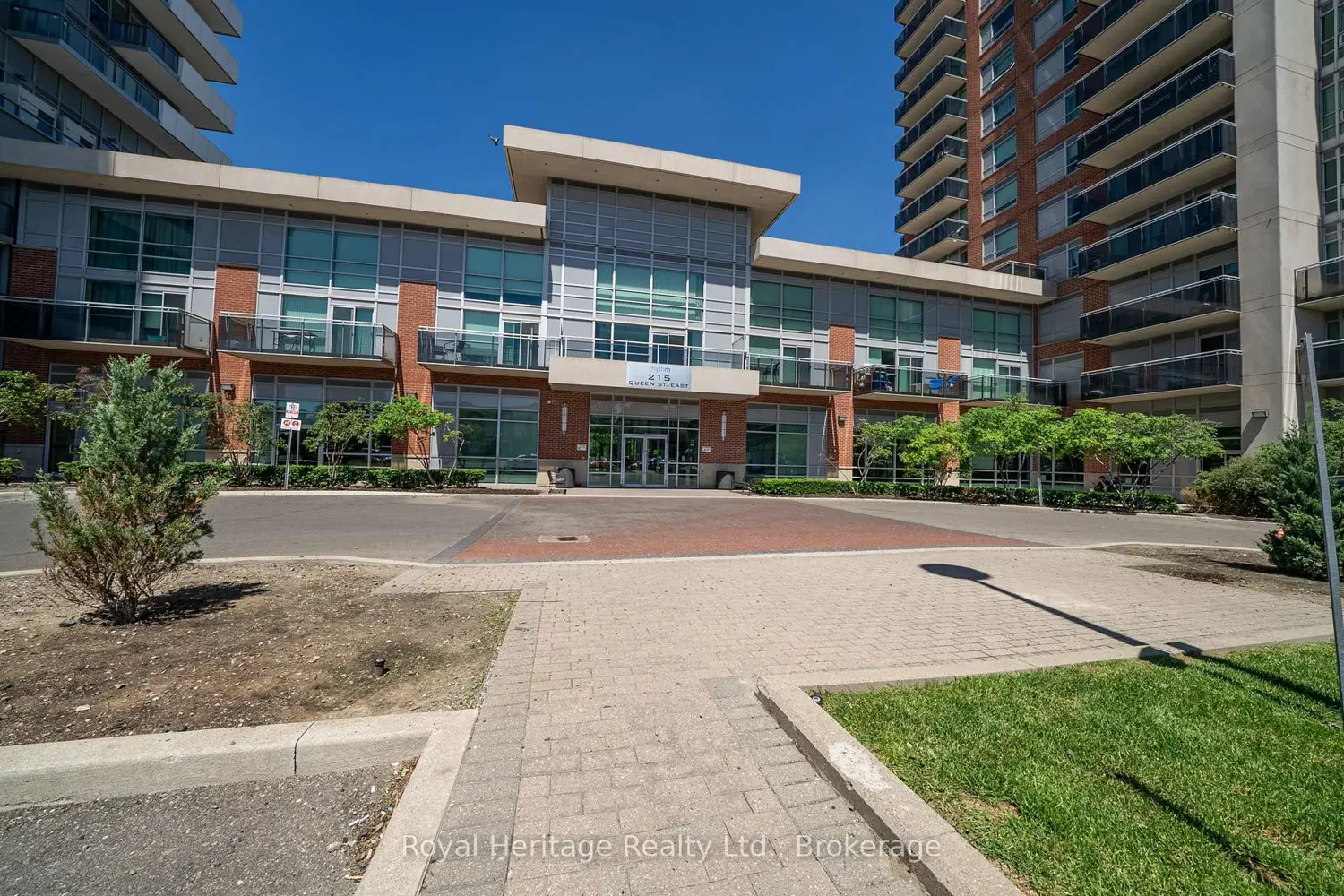 215 Queen Street 1602