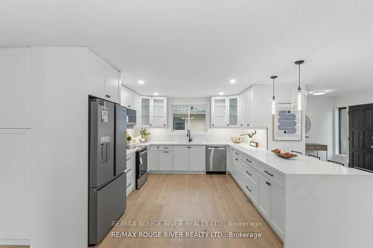 27 Archer Drive photo 4