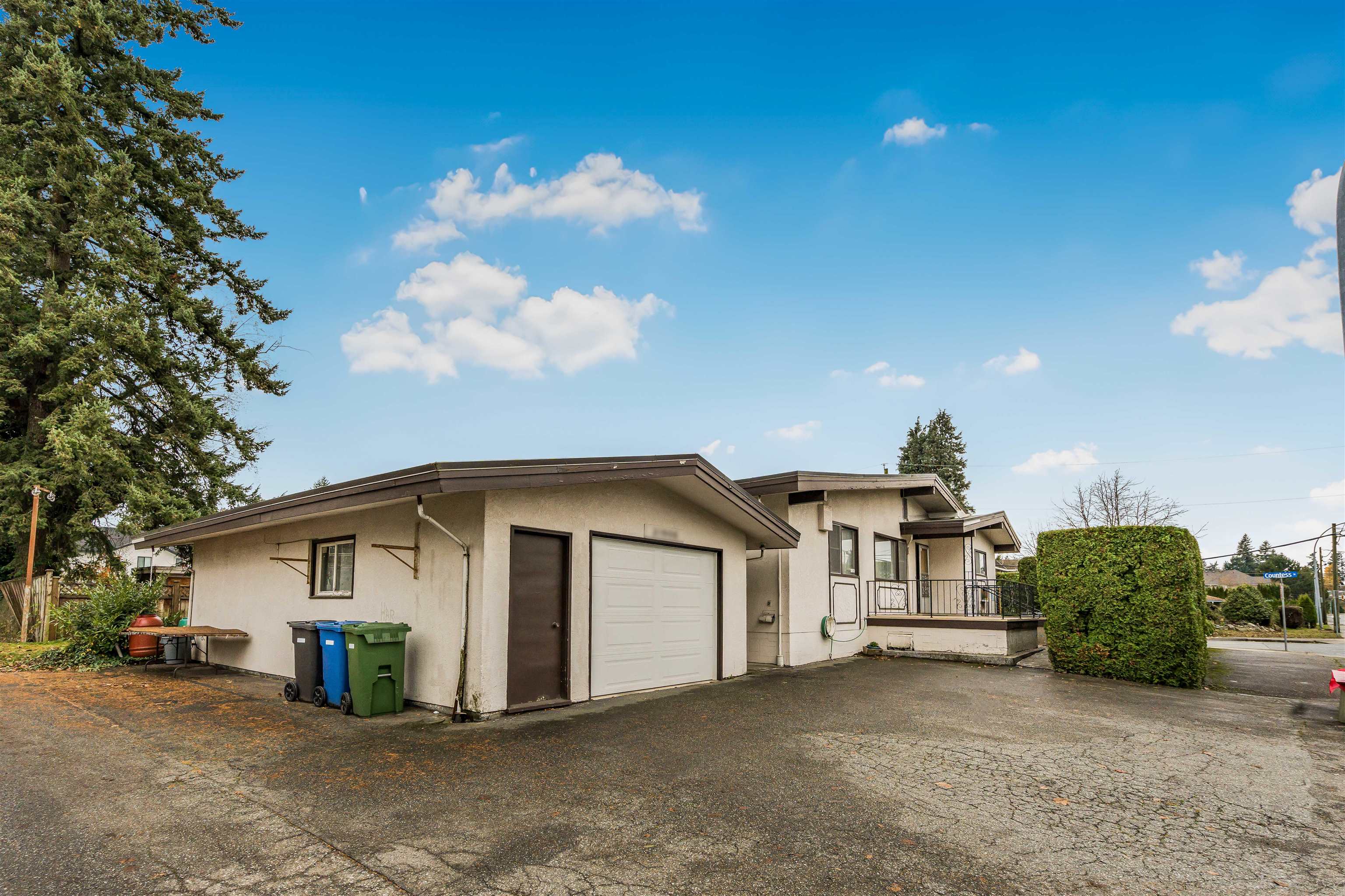 31908 Old Yale Road, Abbotsford, BC, V2T 2C6