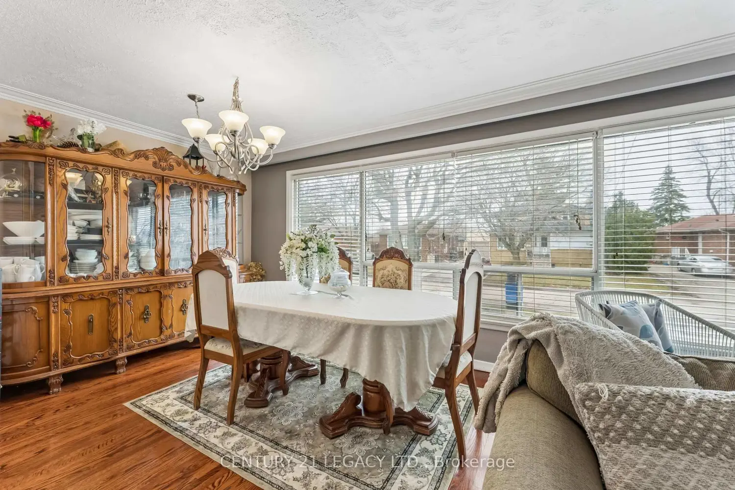 34 Cumberland Drive photo 5