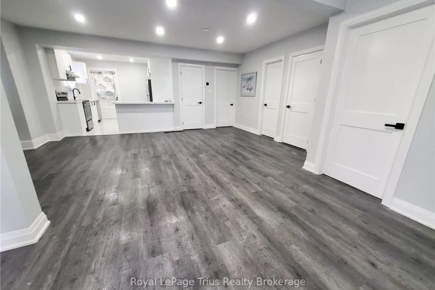 94 Brook Street photo 3