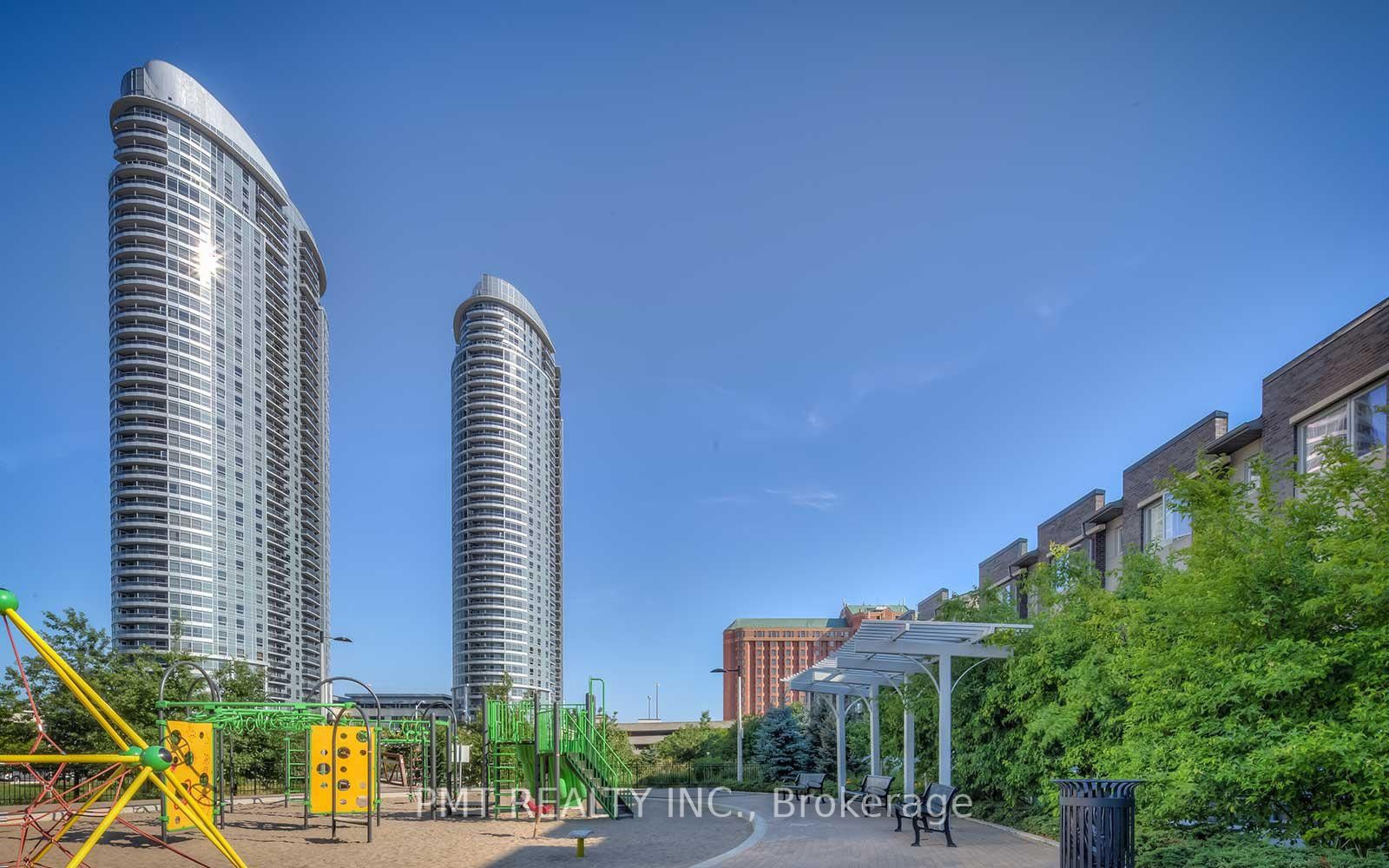 309-125 Village Green Square, Toronto, ON, M1S 0G3