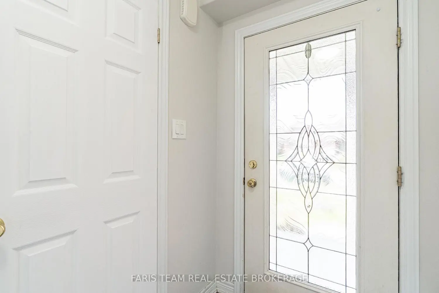 104 Banting Crescent