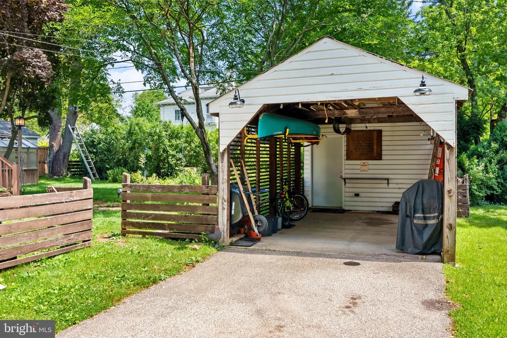 110 Osborne Avenue, Catonsville, MD 21228
