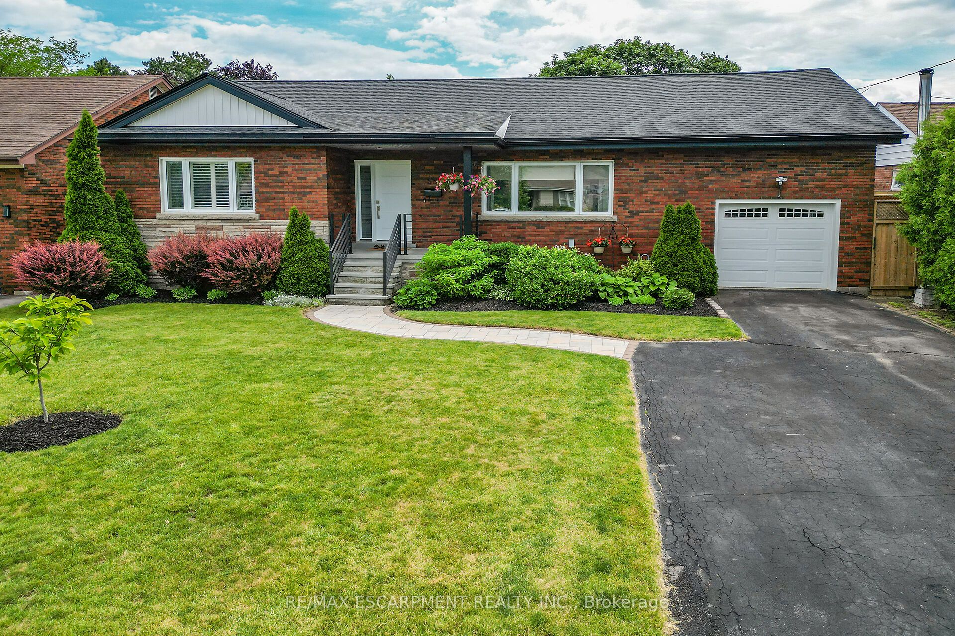 55 Glenview Drive, Hamilton, ON, L8G 2L5