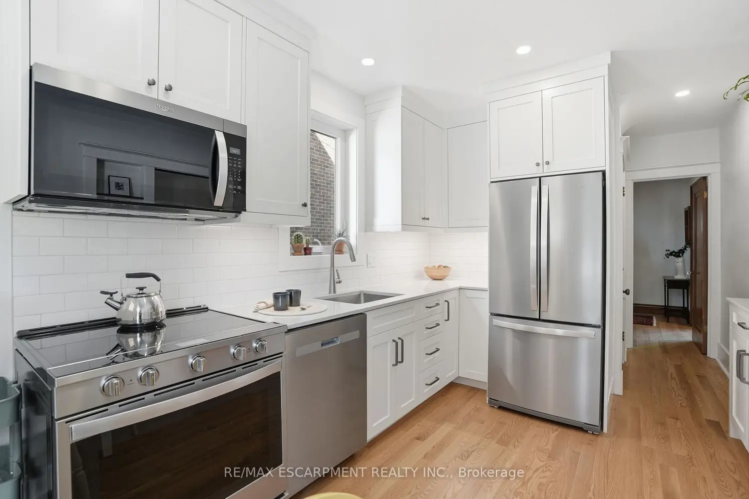 97 Cline Avenue photo 5