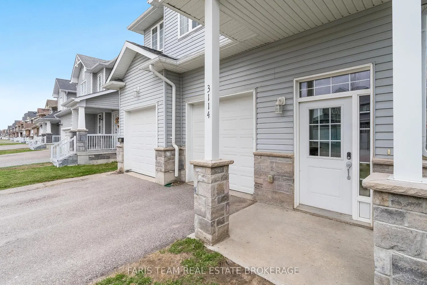 3114 Emperor Drive photo 4