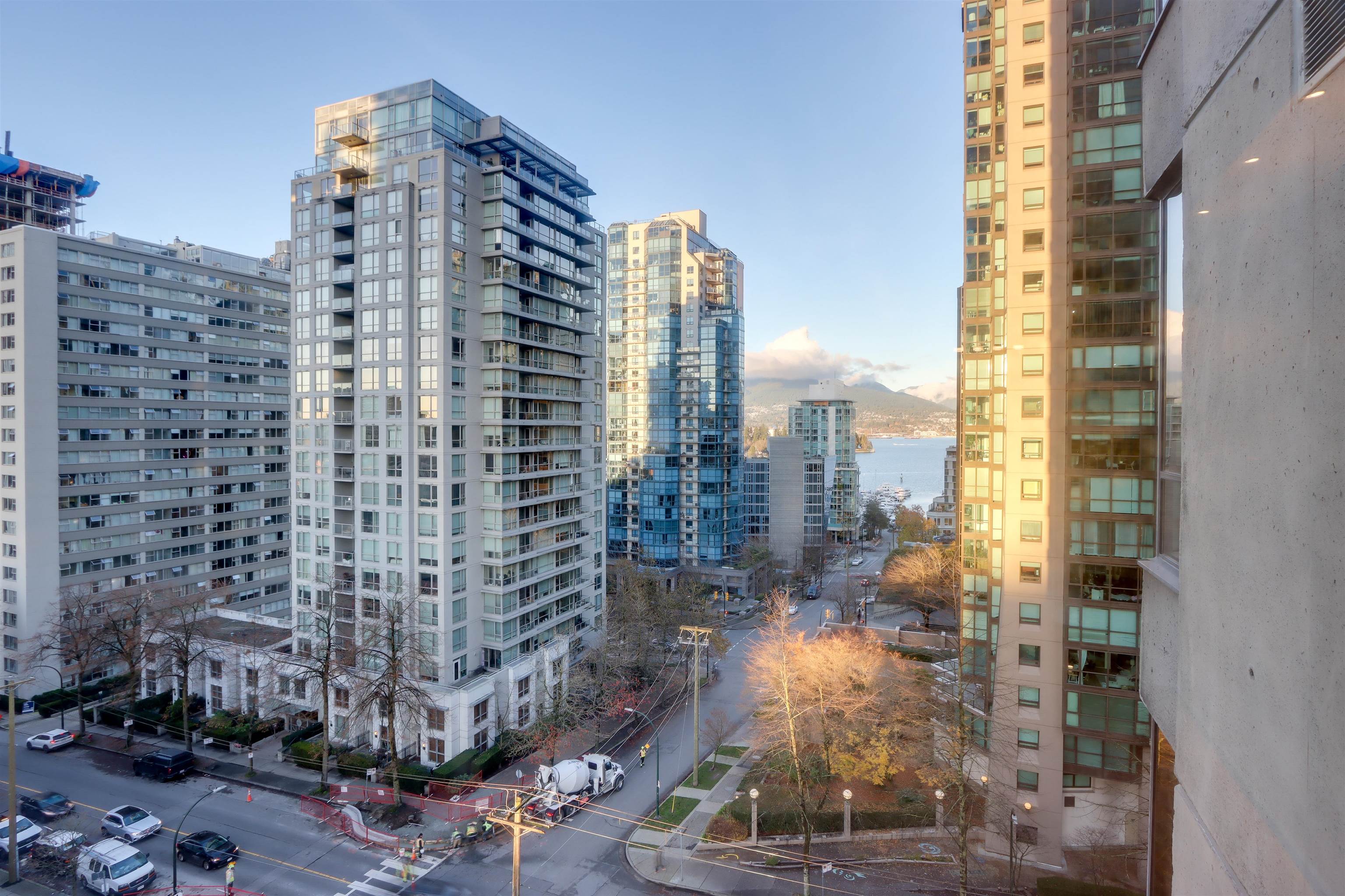 601-738 Broughton Street, Vancouver, BC, V6G 3A7