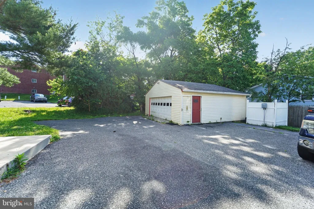 8421 Old Harford Road, Baltimore, MD 21234