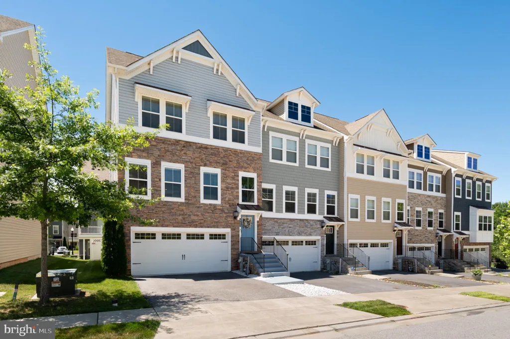 923 Thurston Lane, Glen Burnie, MD 21060 photo 2