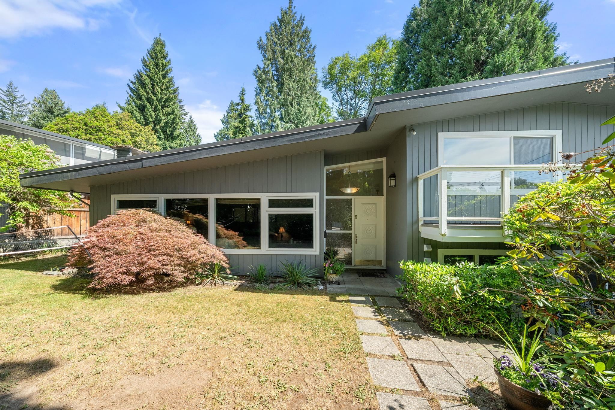 3920 Delbrook Avenue, North Vancouver, BC, V7N 3Z8