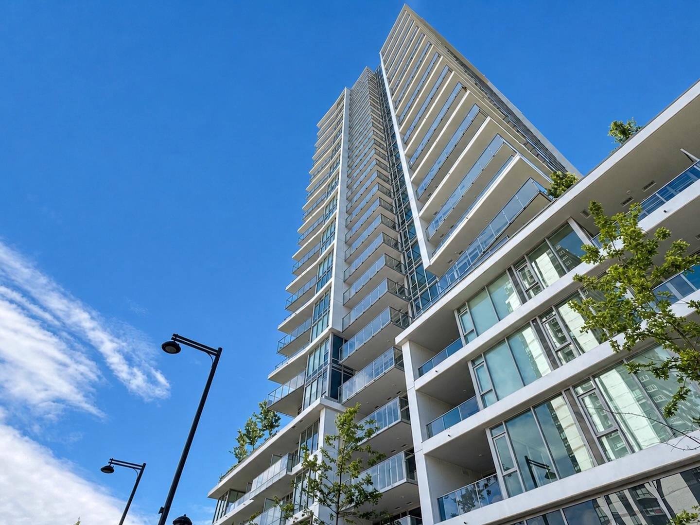 1004-9675 King George Highway, Surrey, BC, V3T 2V3