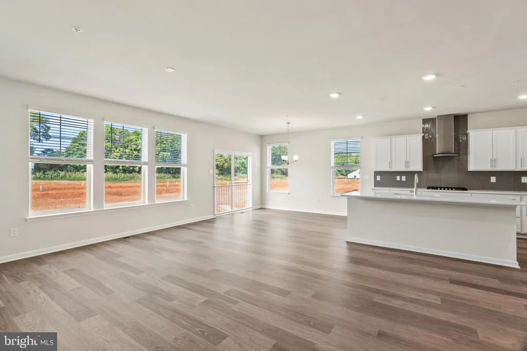 469 Ensemble Way, Frederick, MD 21701 photo 5
