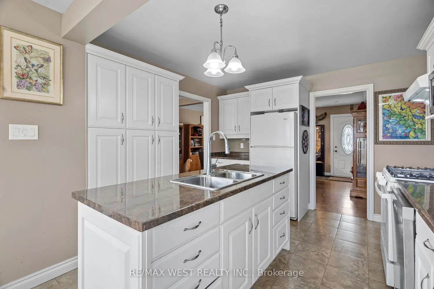 96 Langford Drive photo 5