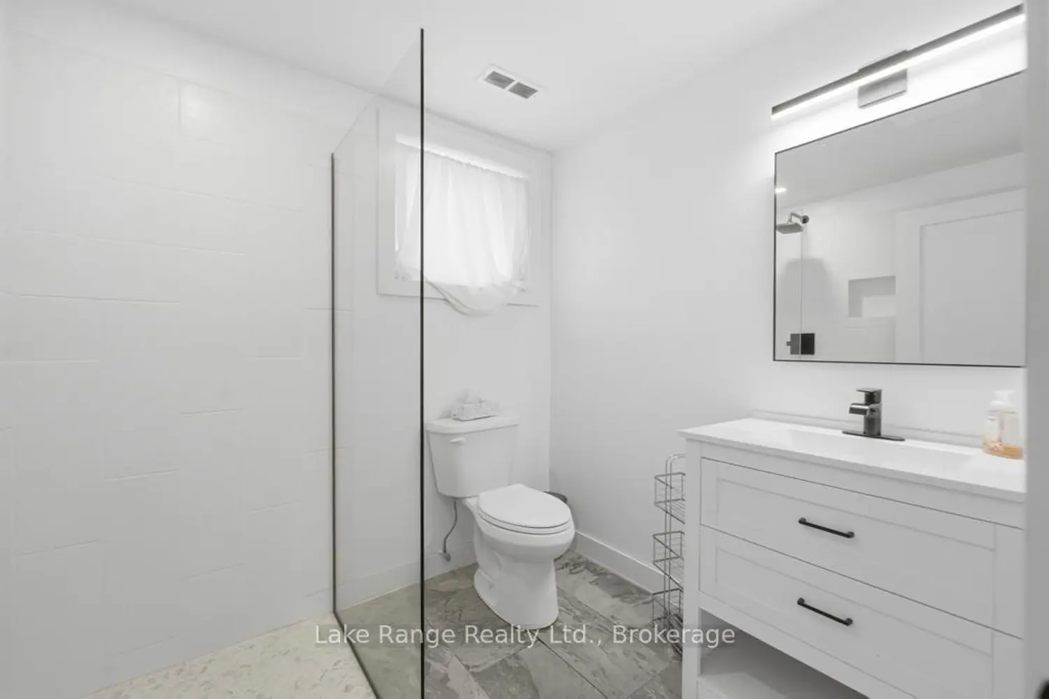 23 Parker Dr Drive photo 2