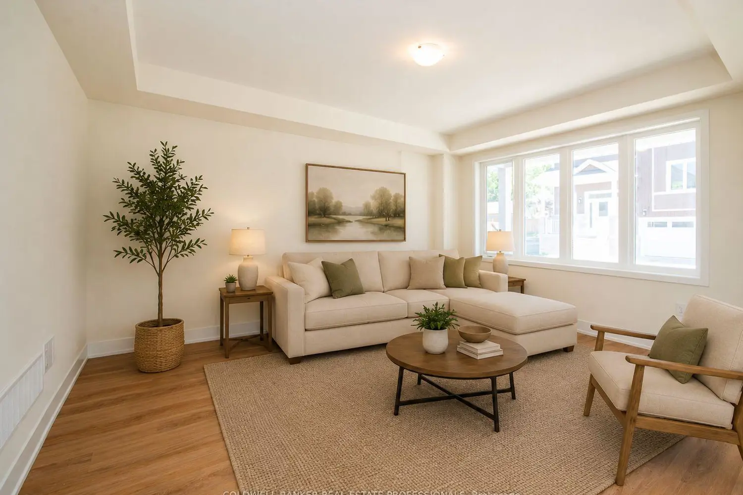 4 Hampton Lane photo 4