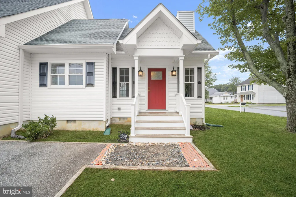 5222 Spring Avenue, Shady Side, MD 20764 photo 2