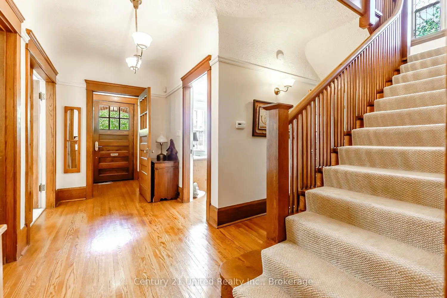 408 Belmont Avenue photo 4