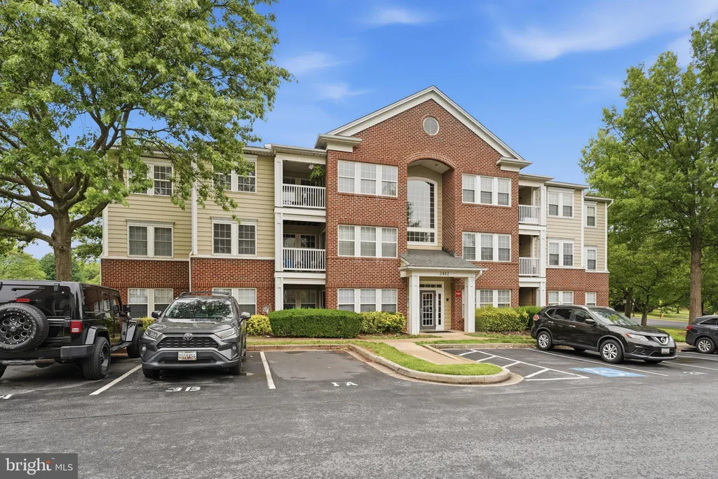 2412 Ellsworth Way Unit 1B, Frederick, MD 21702 photo 2