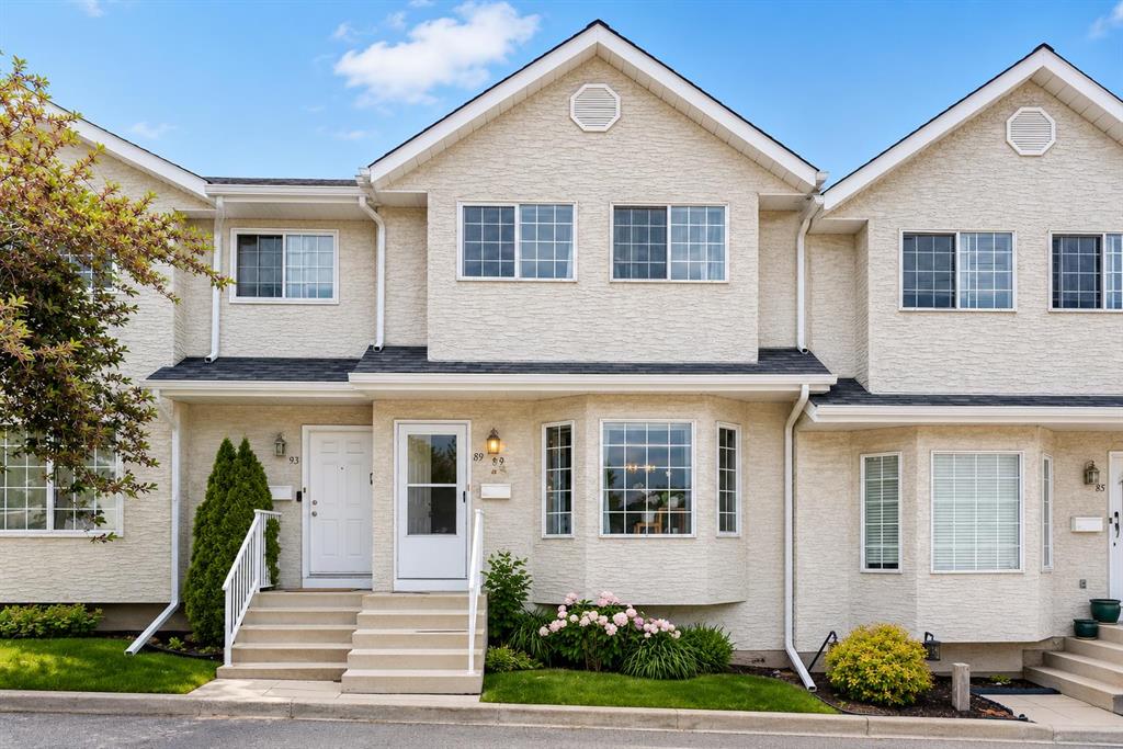 89 Bedford Manor NE, Calgary, AB, T3K 4B8