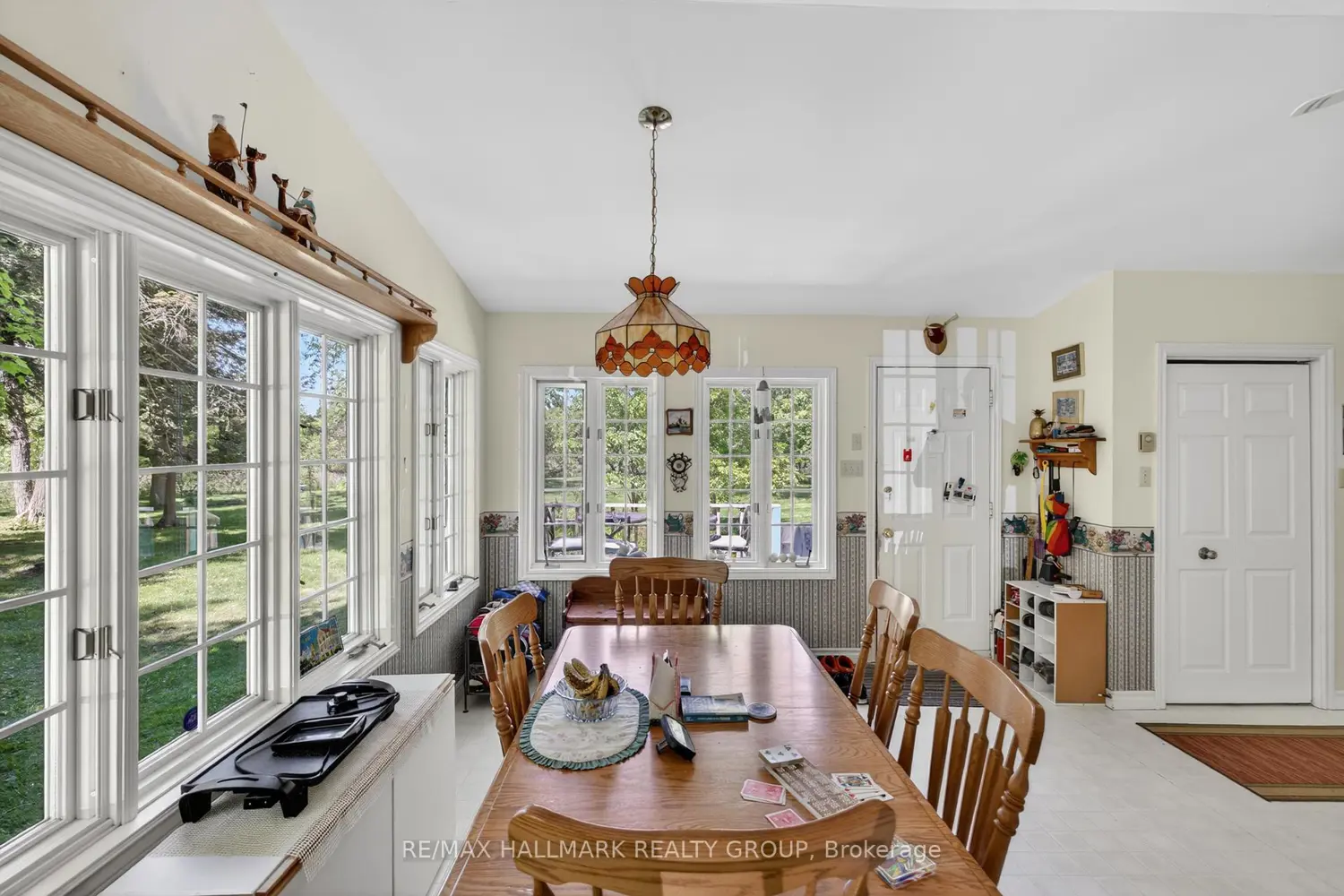 2432 Bathurst 2Nd Concession photo 3