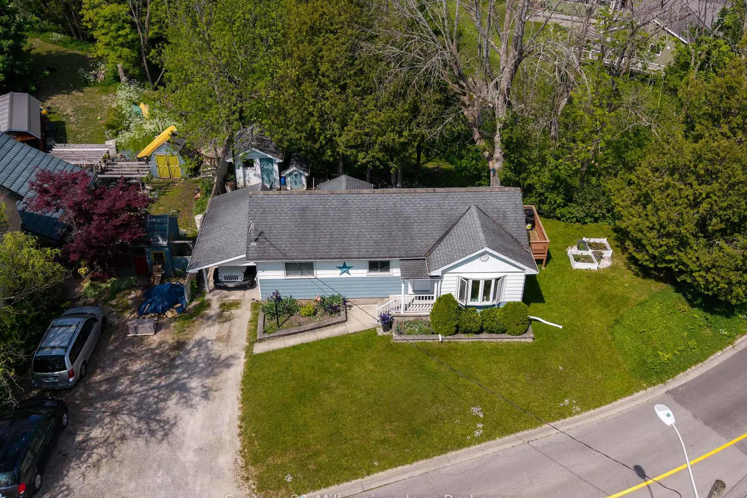 1420 7Th Avenue photo 2