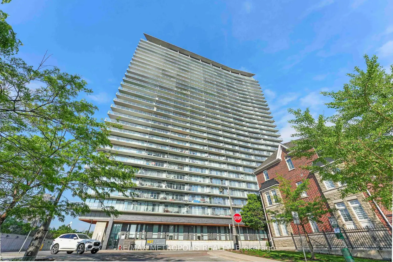 103 The Queensway Avenue 1414